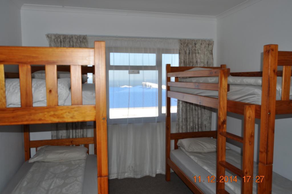 Backpacker Apartments เพลตเตนเบิร์กเบย์ ห้อง รูปภาพ