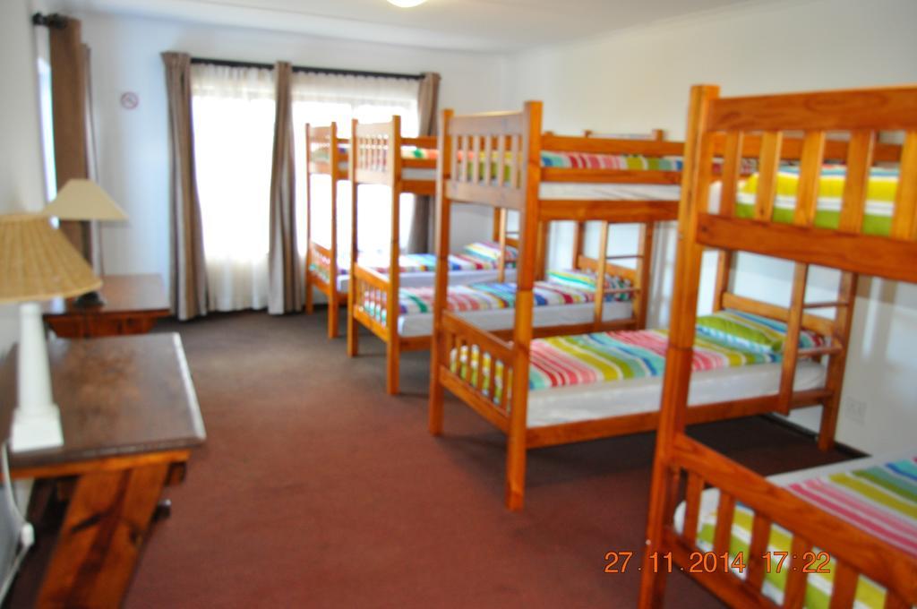 Backpacker Apartments เพลตเตนเบิร์กเบย์ ห้อง รูปภาพ