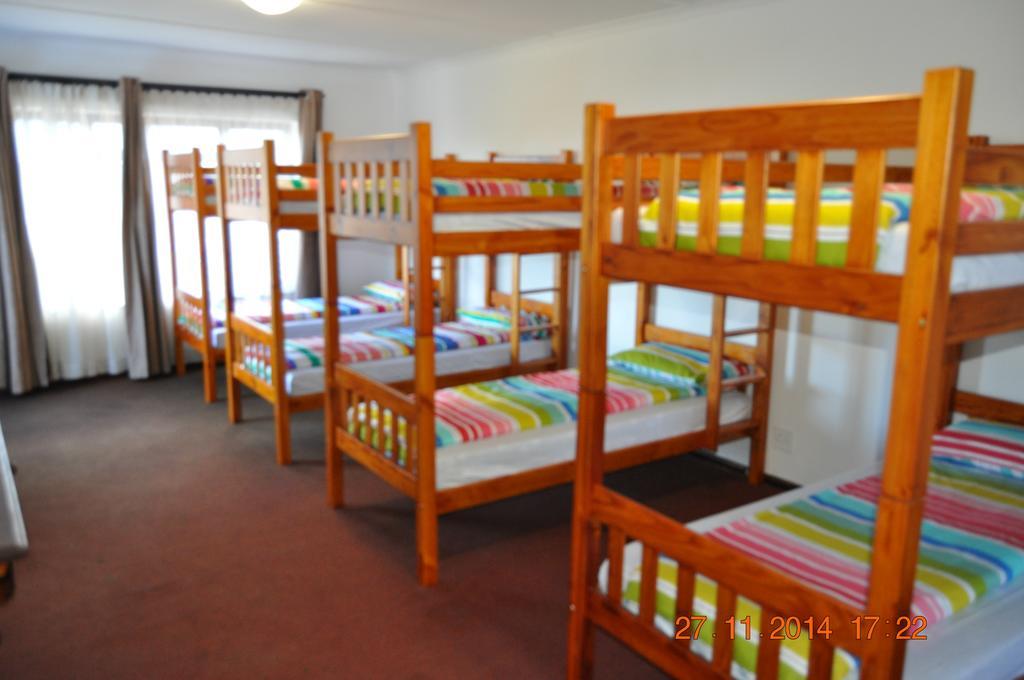 Backpacker Apartments เพลตเตนเบิร์กเบย์ ห้อง รูปภาพ