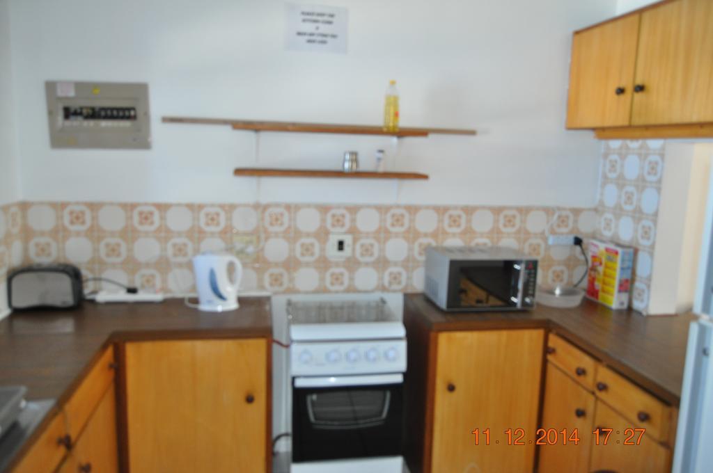 Backpacker Apartments เพลตเตนเบิร์กเบย์ ห้อง รูปภาพ